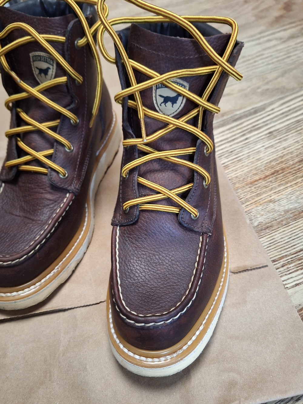 IRISH SETTER ASHBY 83605 EH  Brown 10.5 E2Moc Toe Work Boots with Yellow Laces -